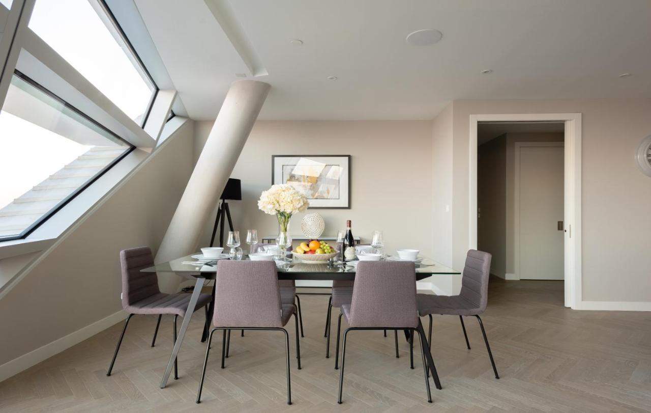 Skyline View Cb Platinum Penthouses Next To Eye Londra
